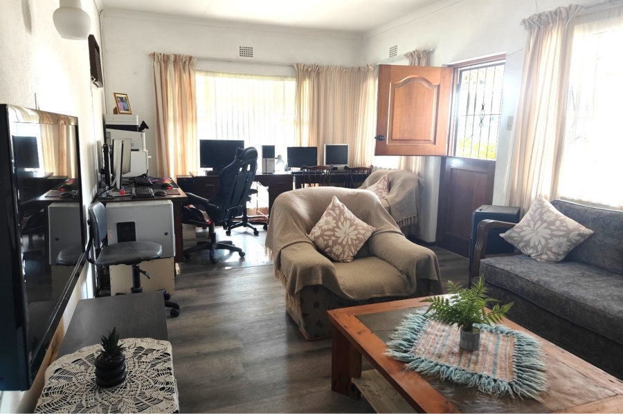 5 Bedroom Property for Sale in Dalsig Western Cape